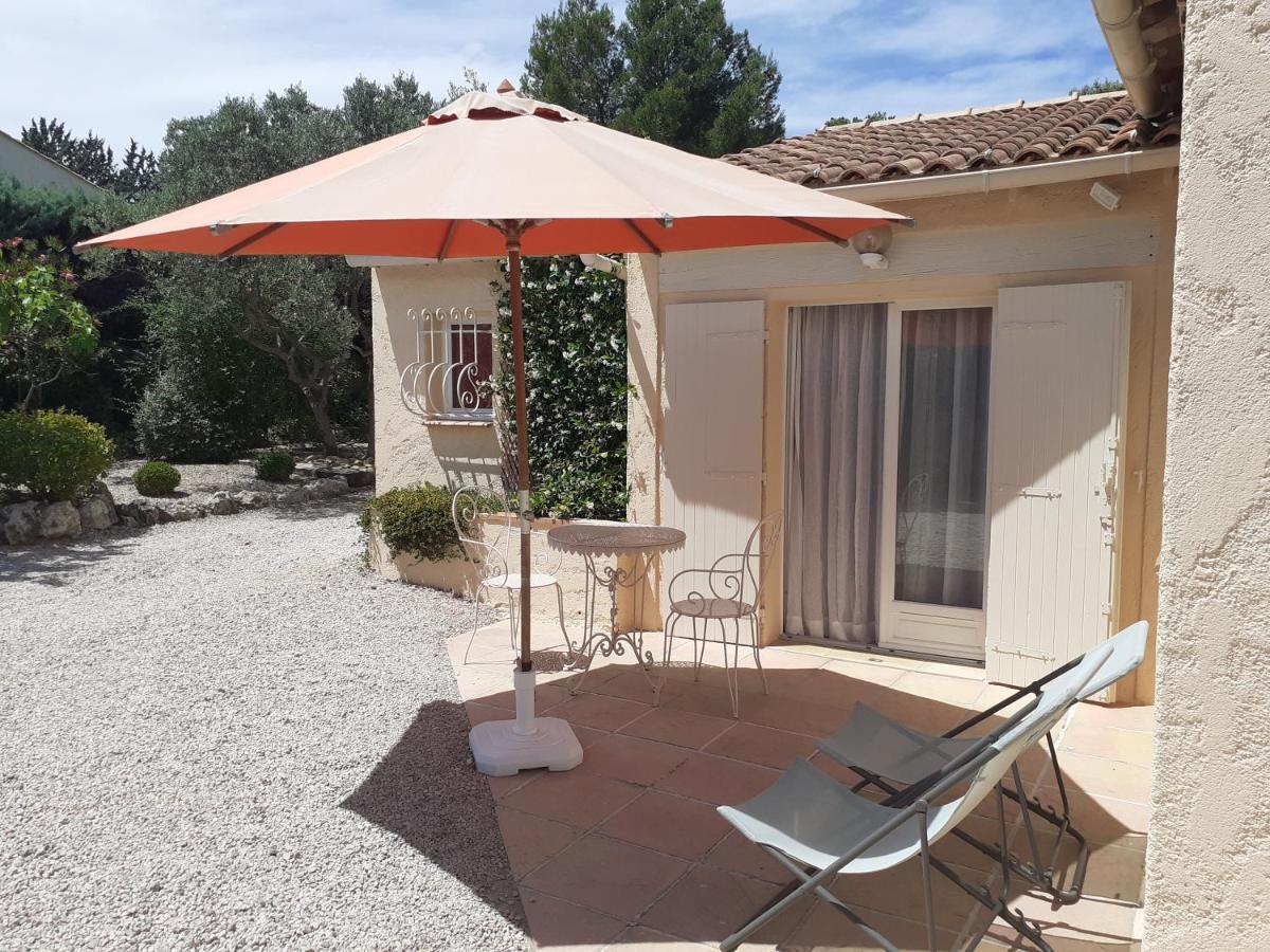 Flayosc Gite Provencal Independant Avec Piscine Chauffee : Le Suy Bien מראה חיצוני תמונה